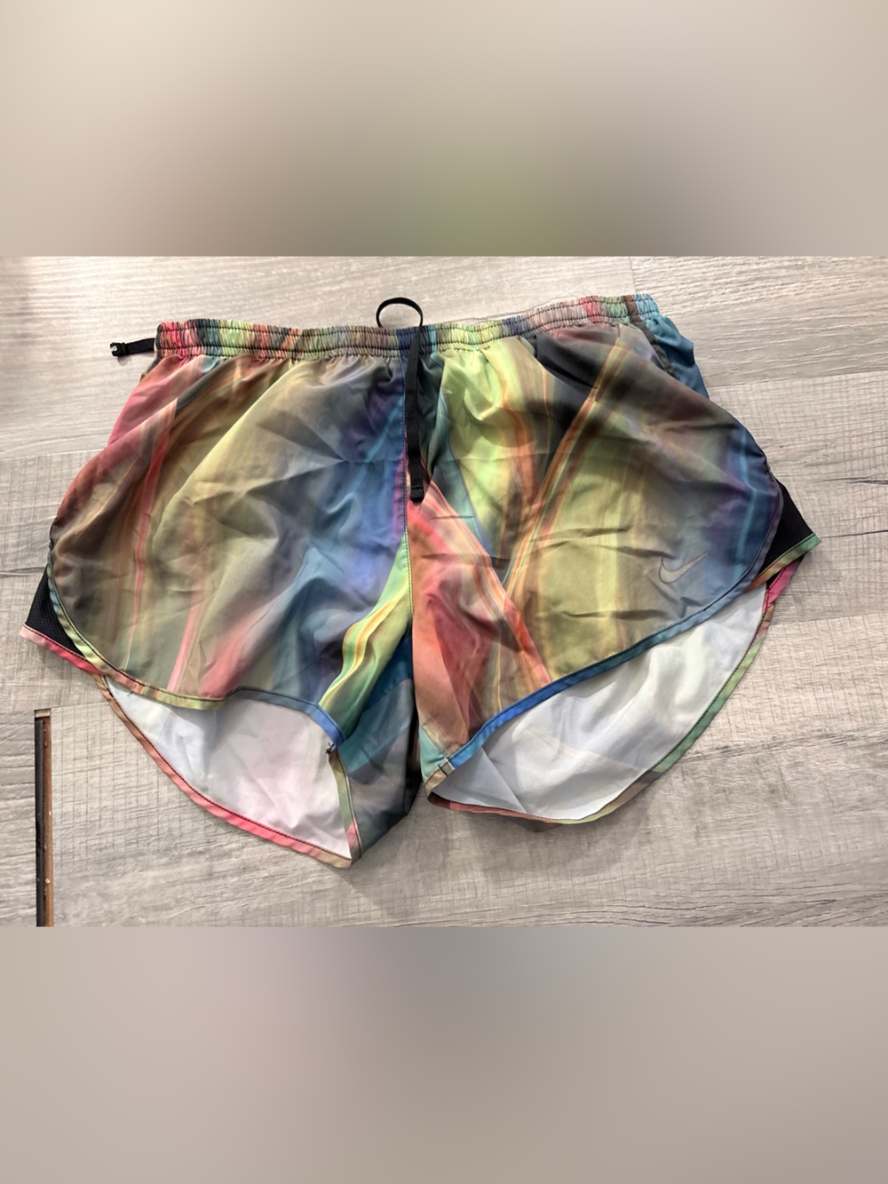 Nike dri-fit women's running short size large colorful tempo workout lightweight